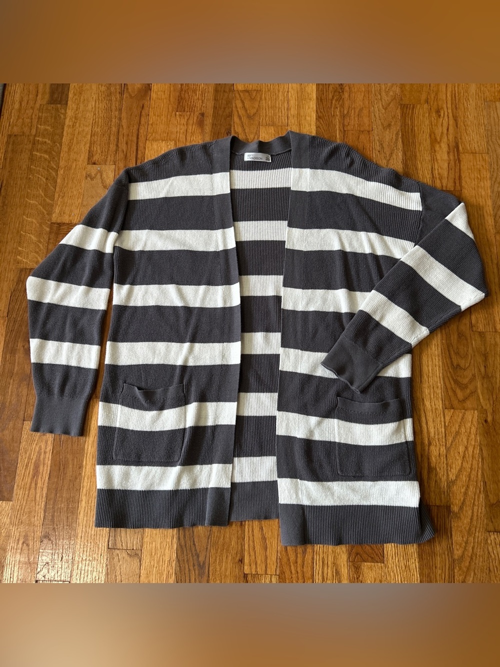 89th + Madison Striped Open Front Cardigan Size Large